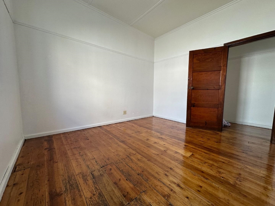 6 Bedroom Property for Sale in Sidwell Eastern Cape